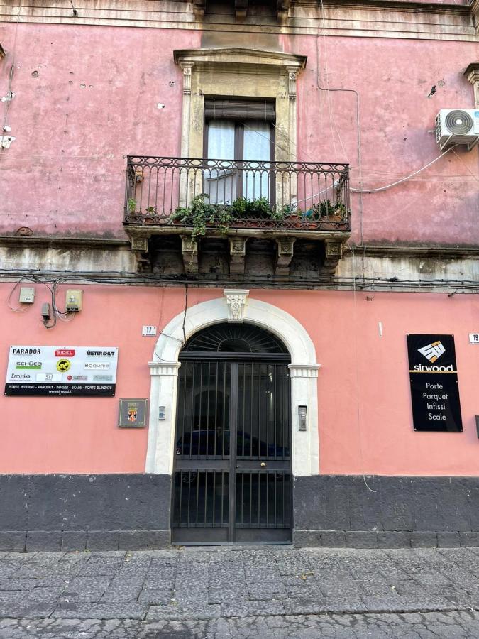 Storico17 Panzió Catania-Fontanarossai nemzetközi repülőtér Kültér fotó